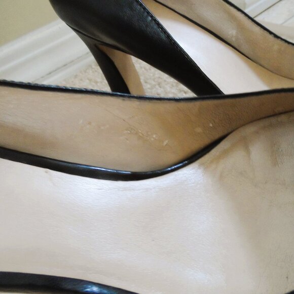 Nine West Black Leather Heels- Size 9M - Picture 16 of 16